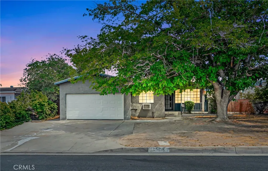 Property Photo: 44258 Foxton CA 93535