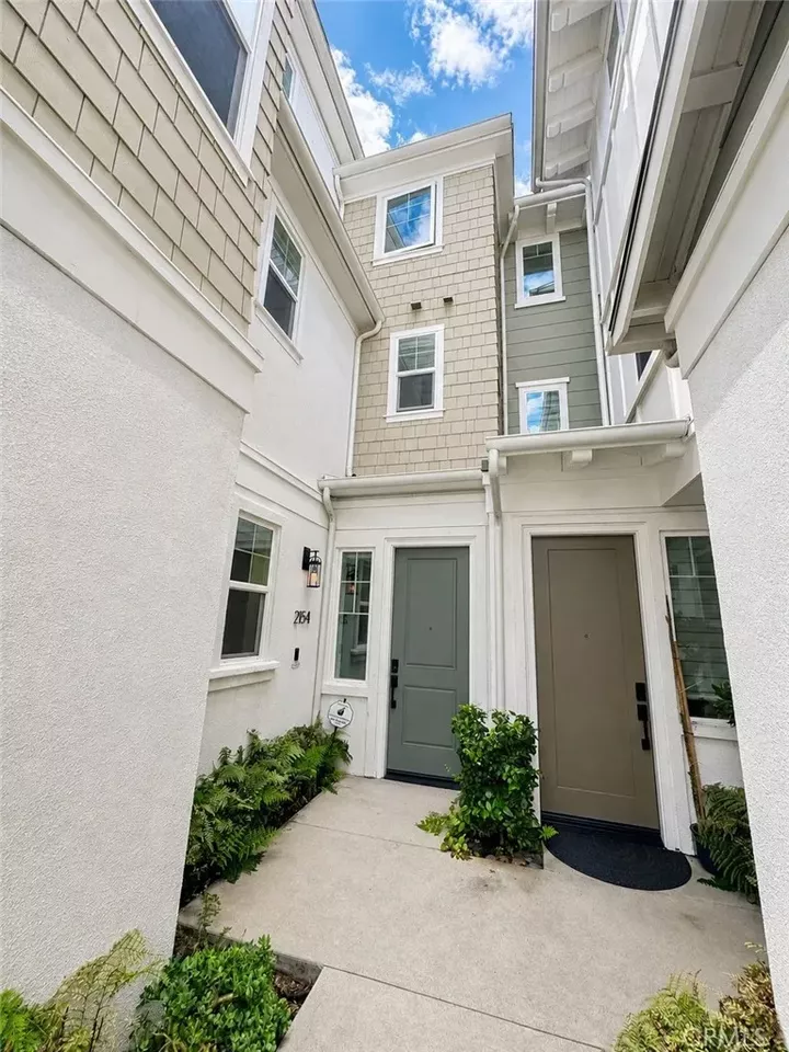 Property Photo:  2154 Andover Lane  CA 92660 