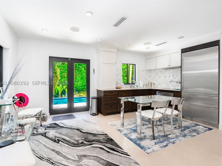 Property Photo: 119 Avila Ct 0 FL 33134