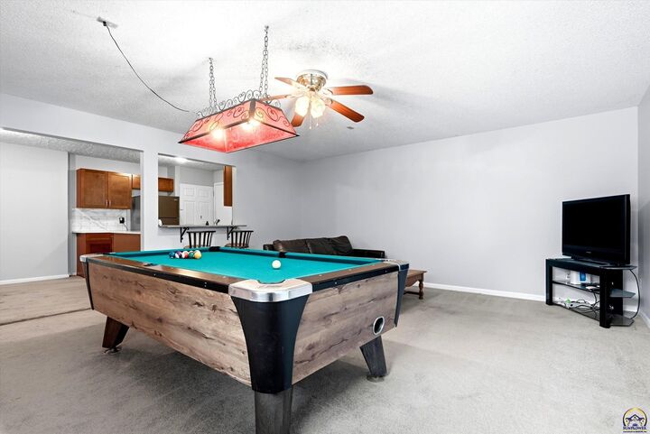 Property Photo:  5512 SW 18th St  KS 66604 