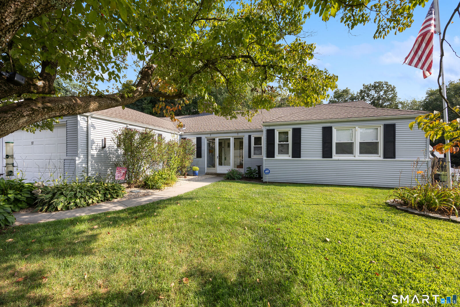 Property Photo:  97 Glenview Drive  CT 06111 