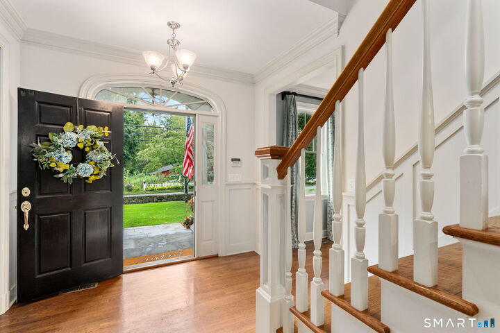 Property Photo:  235 Silvermine Avenue  CT 06850 