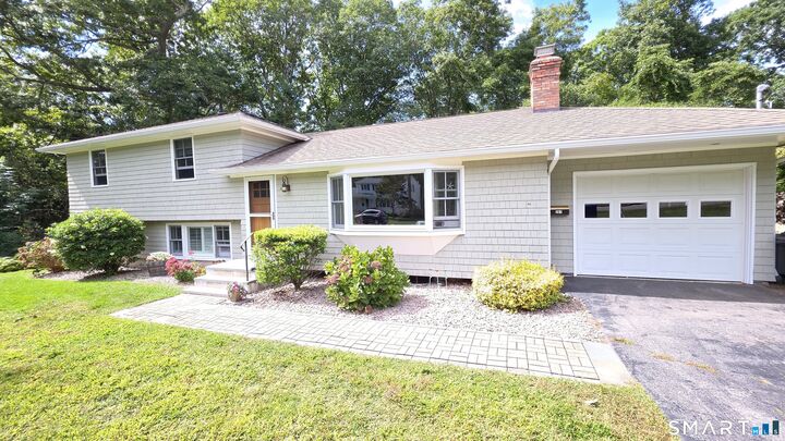 Property Photo:  261 Ridgewood Drive  CT 06355 