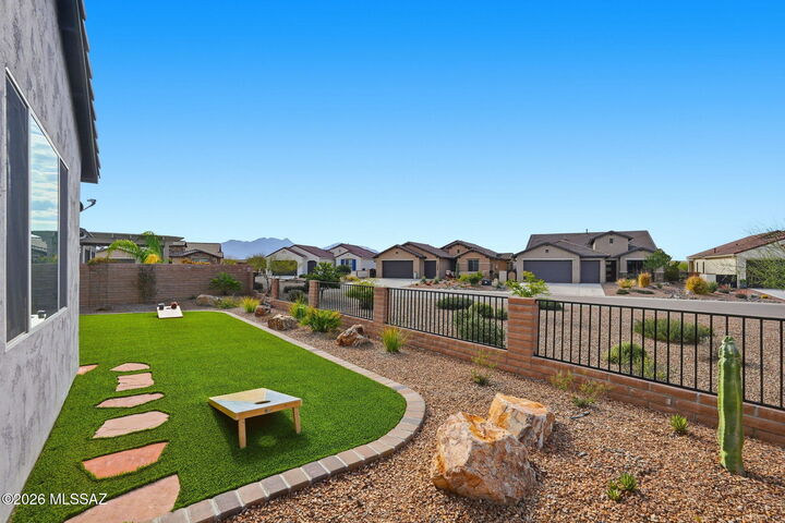 Property Photo:  1432 E Golden Rock Way  AZ 85614 