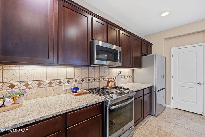 Property Photo:  1058 N Echo Ranch Drive  AZ 85614 