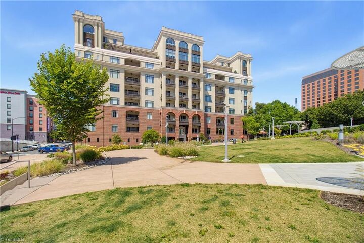 Property Photo: 1 Park Vista Lane 350 NC 27101