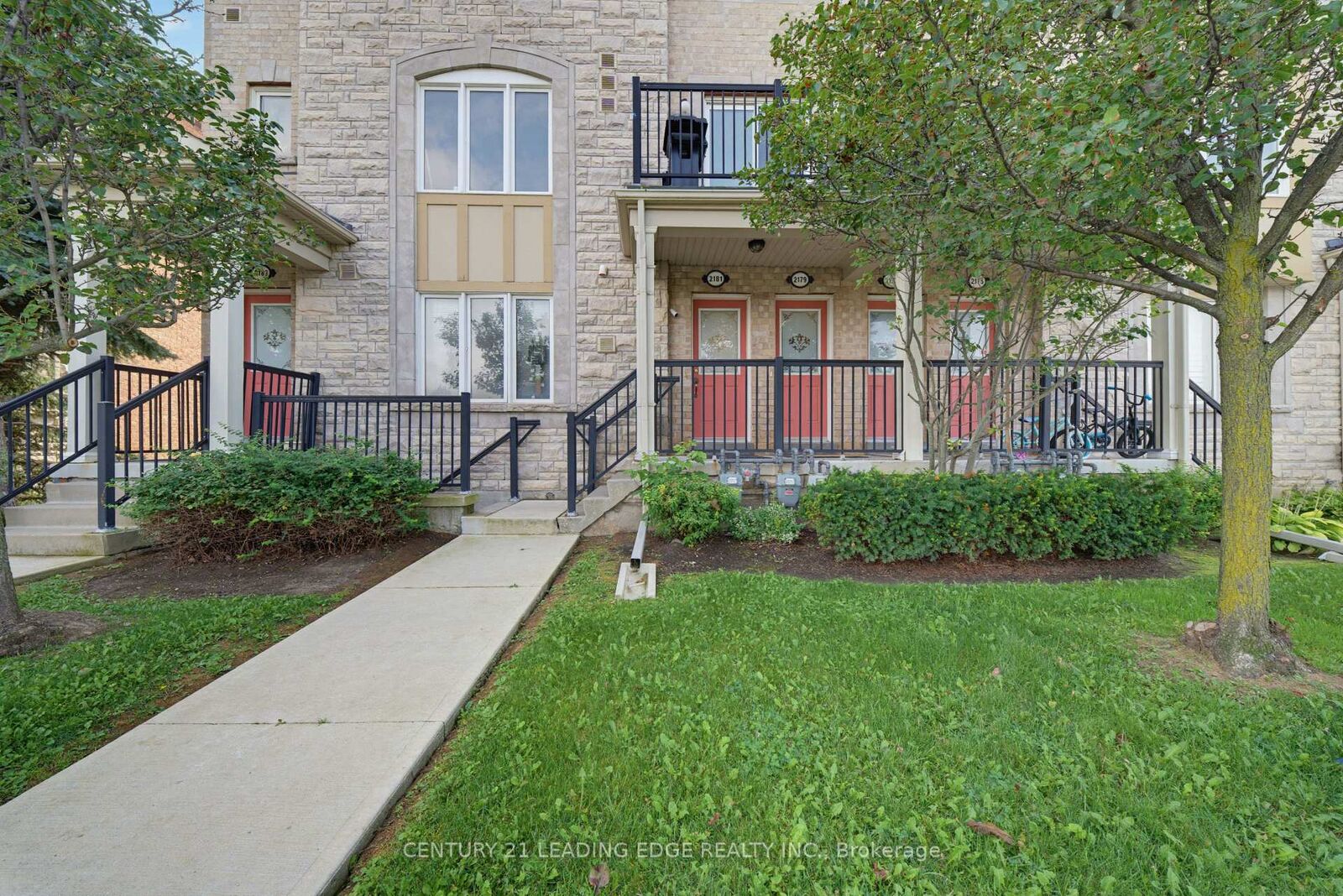 Property Photo: 2179 Bur Oak Avenue ON L6E 0C4