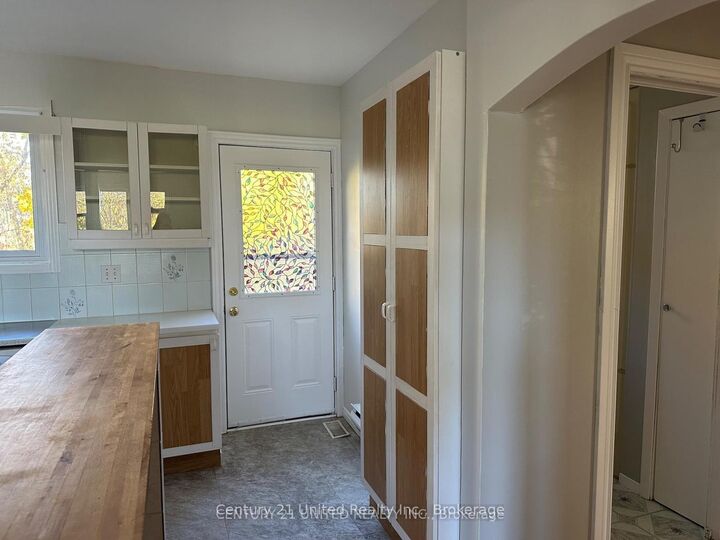 Property Photo:  140 Maria Street  ON K9H 1B9 
