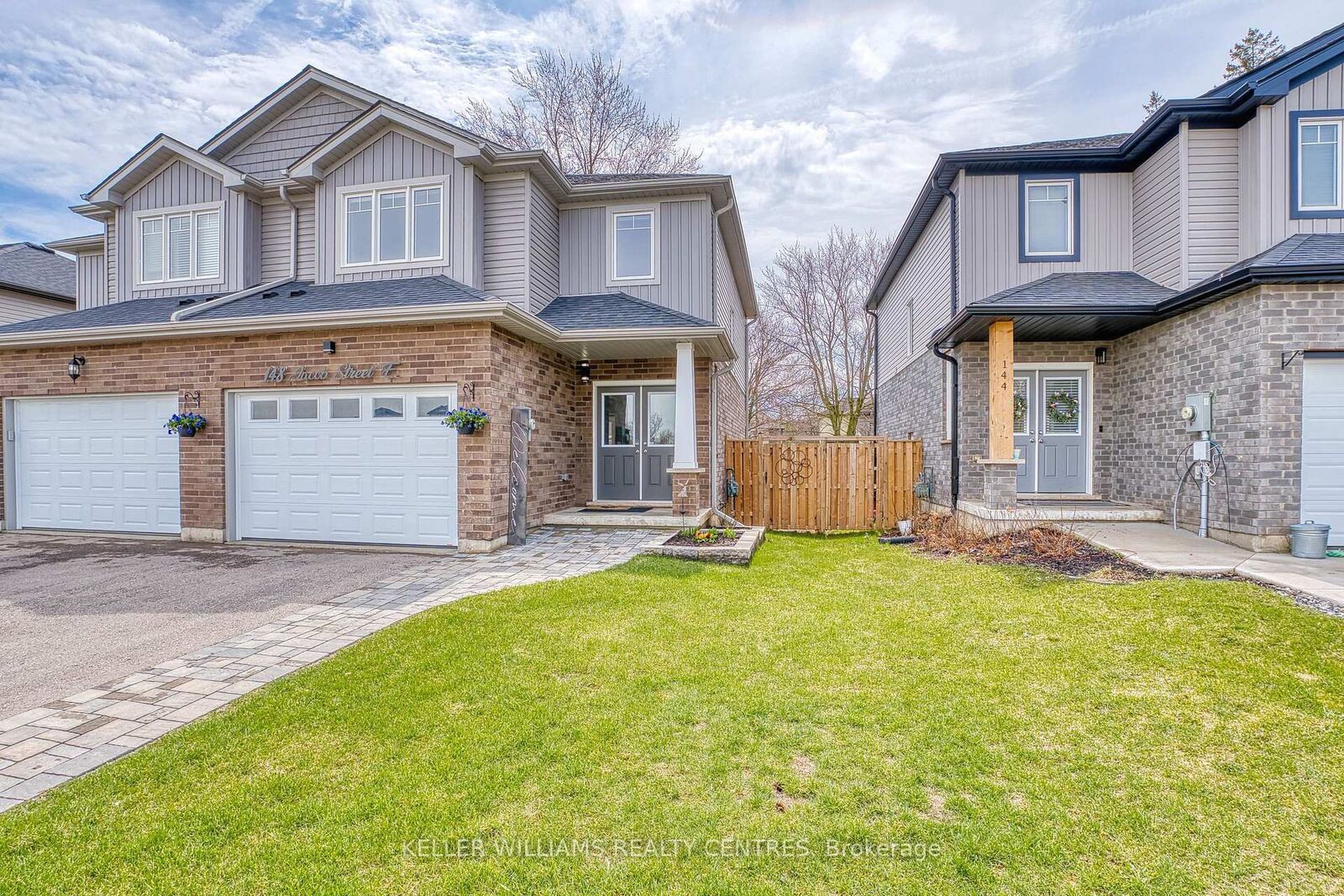 Property Photo:  148 Jacob Street E  ON N0B 2R0 