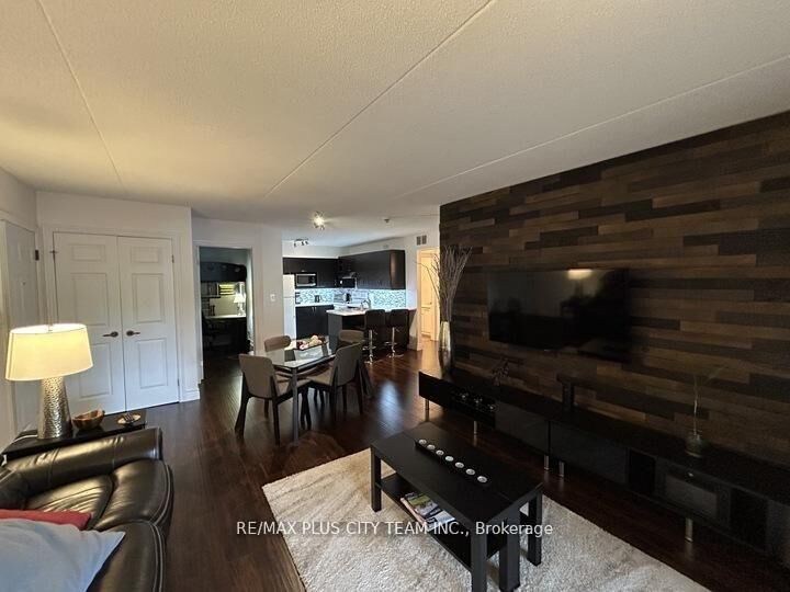 Property Photo:  2030 Cleaver Avenue 220  ON L7M 4C3 