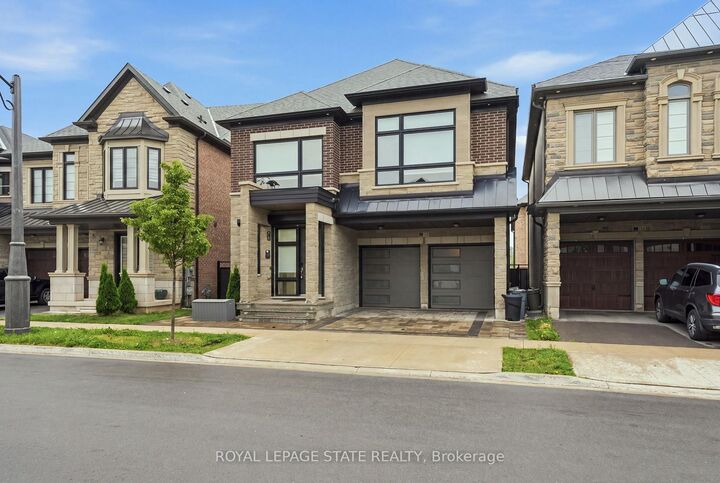 Property Photo:  1192 Stag Hollow Upper  ON L6M 5M4 