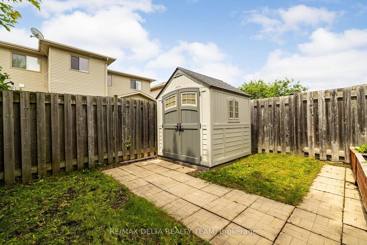 Property Photo:  616 Spikemoss Place  ON K4A 0C9 