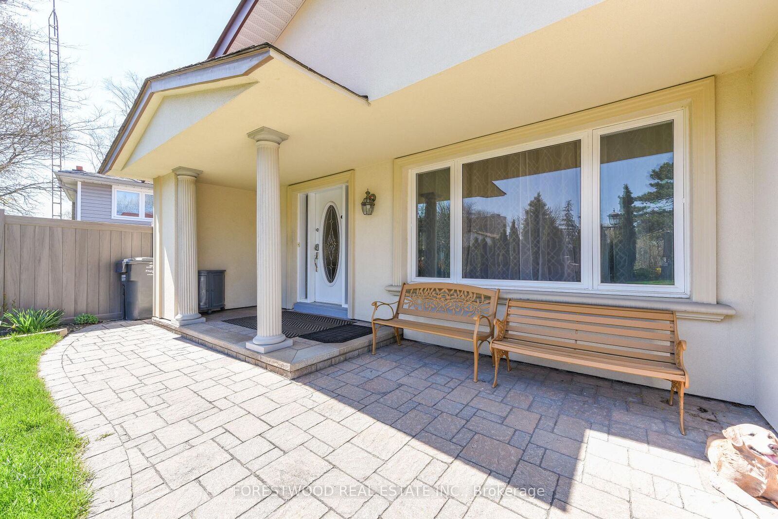 Property Photo:  571 Silver Creek Boulevard  ON L5A 2B6 