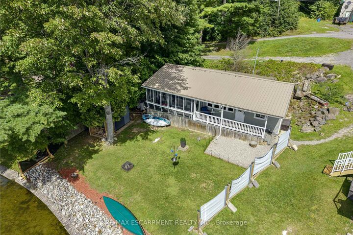 Property Photo:  805 Cartwrights Lane  ON K0H 2N0 