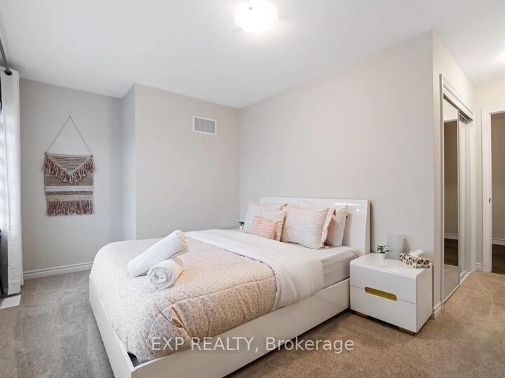 Property Photo:  2 Sun Haven Lane  ON L2V 0K6 