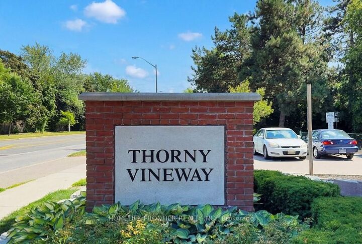 133 Thorny Vine Way E — photo 1