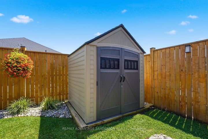 Property Photo:  383 Daventry Way 26  ON N0L 1R0 
