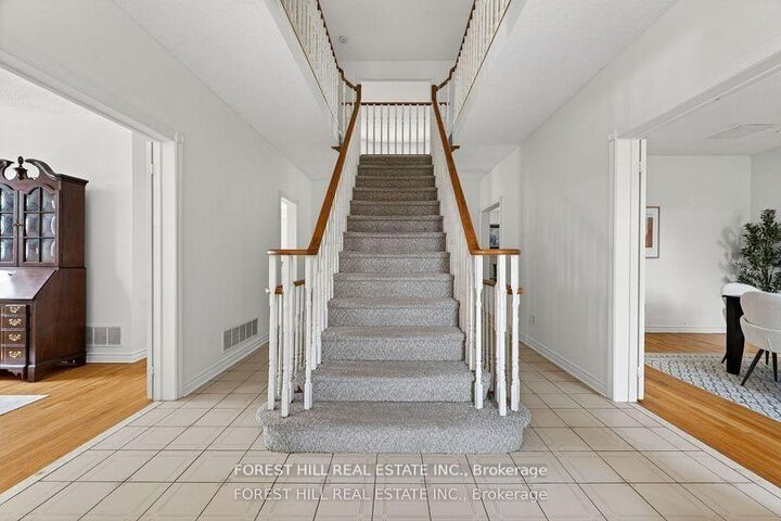 Property Photo: 2 Regent Street ON L4C 9B3