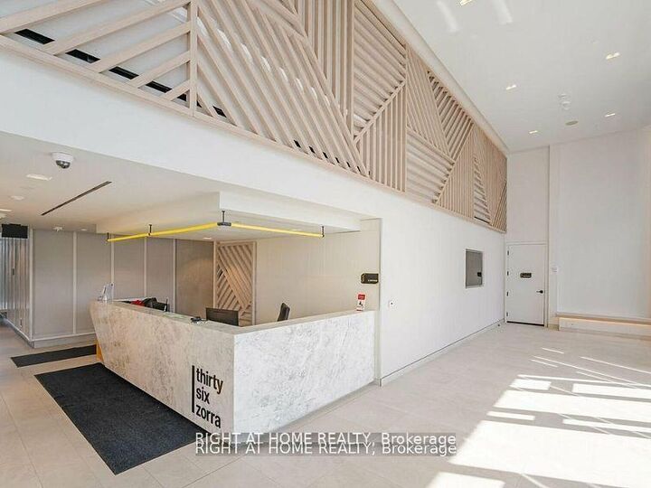 Property Photo:  36 Zorra Street 1303  ON M8Z 4Z7 