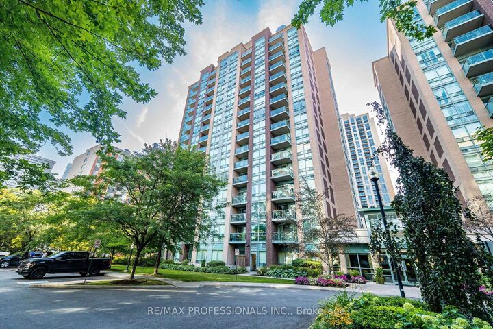 7 Michael Power Place 101 — photo 1