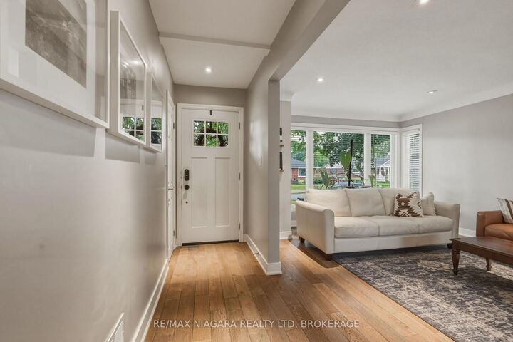 Property Photo:  9 Youngblut Avenue  ON L2N 1M9 