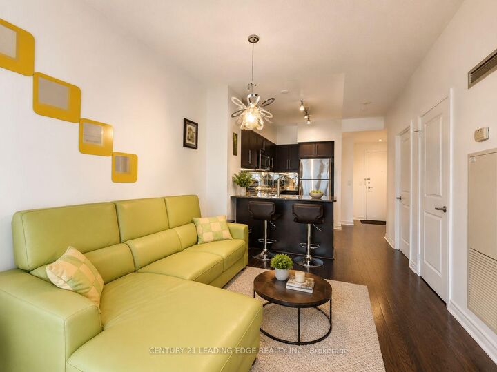 Property Photo:  2885 Bayview Avenue 404  ON M2N 3B4 