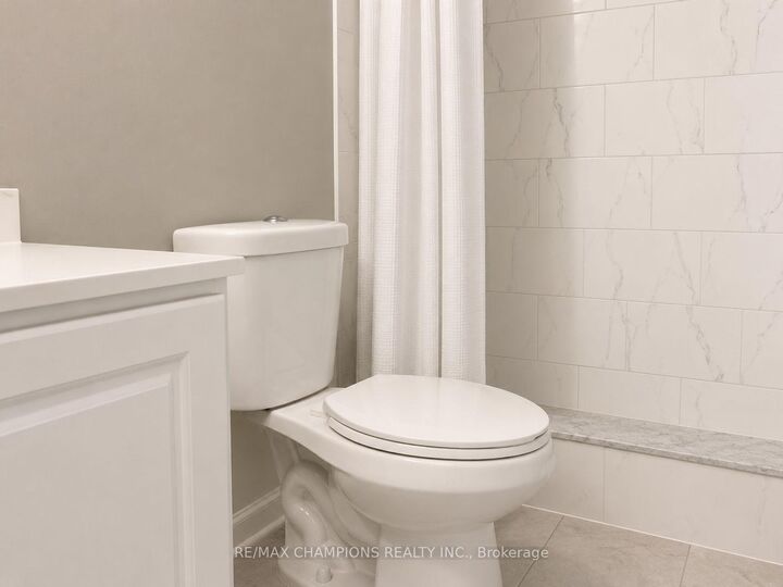 Property Photo:  13 Lion Pride Lane  ON L6R 3E4 