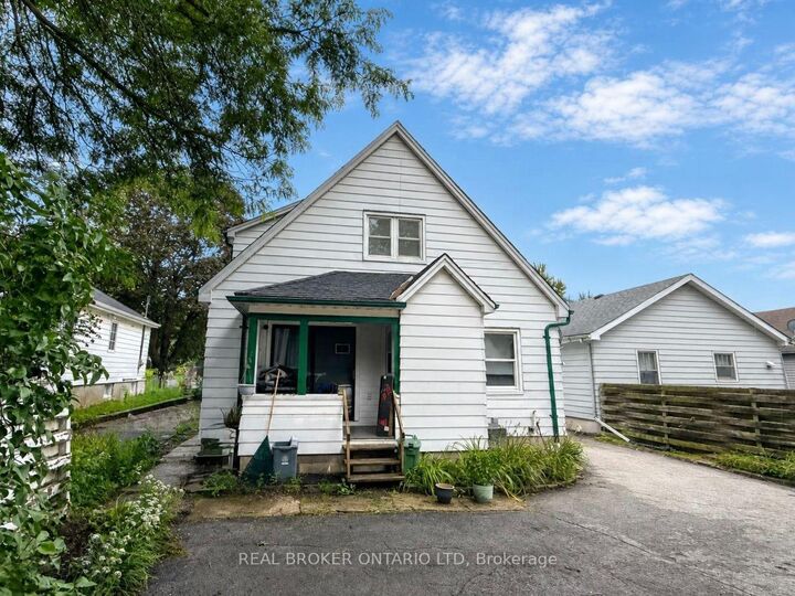 Property Photo:  153 Hale Street  ON N5W 1E5 