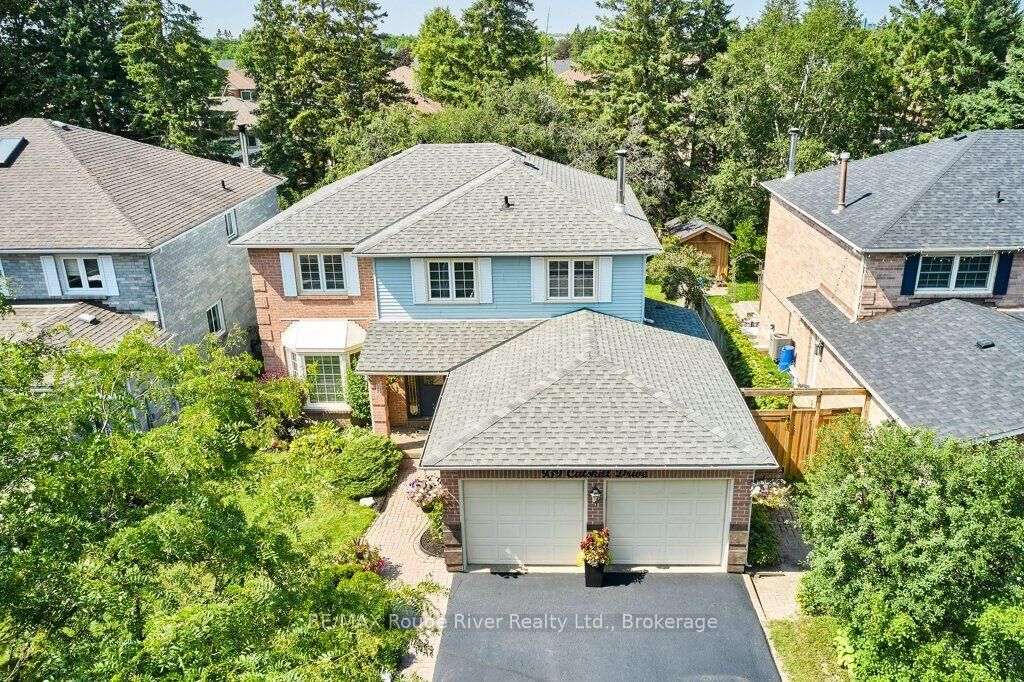 Property Photo:  939 Catskill Drive  ON L1J 8J9 