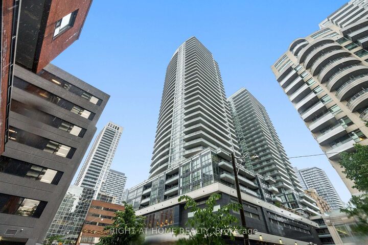 Property Photo: 89 Dunfield Avenue 2306 ON M4S 0A4