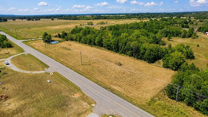 Property Photo: 423001 Texanna Road OK 74432