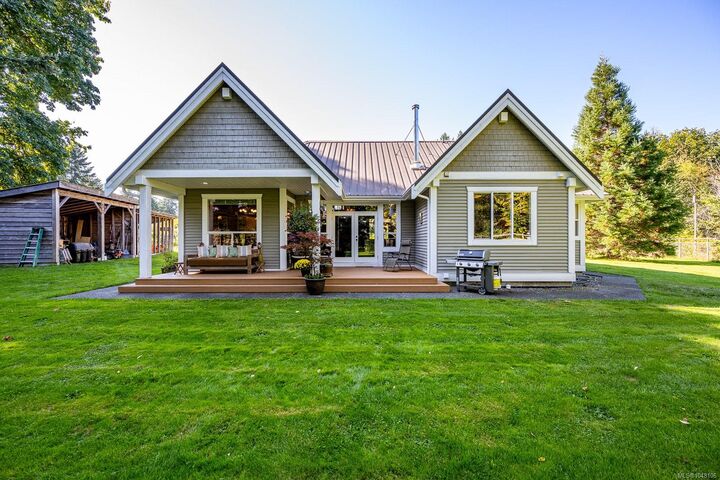 Property Photo: 2435 Charleville Rd BC V9W 4N4