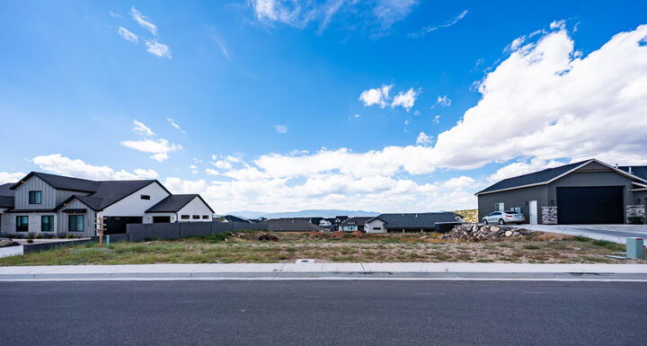 Property Photo:  1760 S Twilight Ln 602  UT 84720 