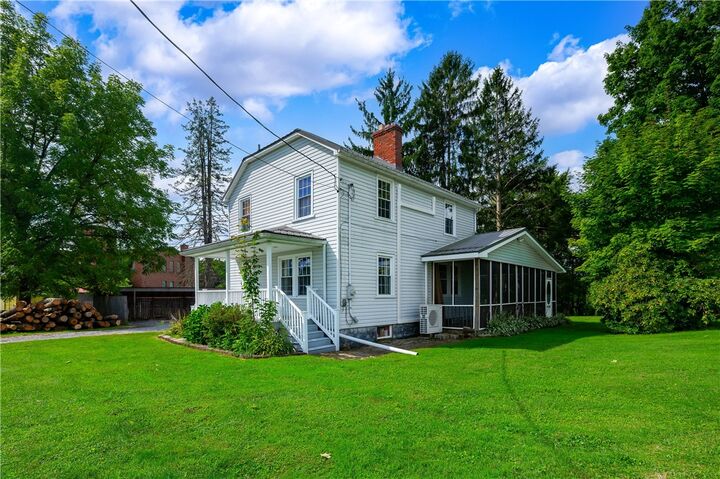 Property Photo: 403 Old Ash Rd PA 16137