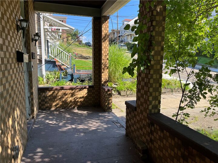 Property Photo:  1620 Belasco Ave  PA 15216 