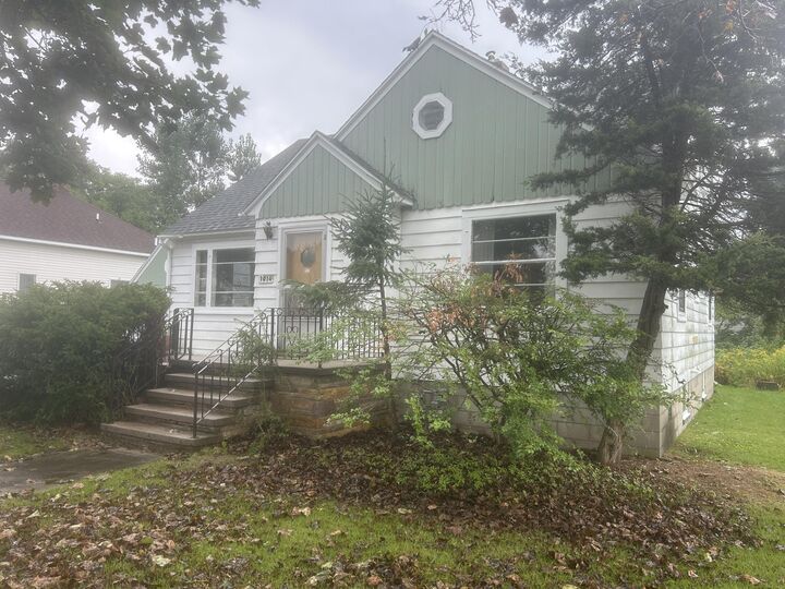 Property Photo: 1016 South First Avenue MI 49707