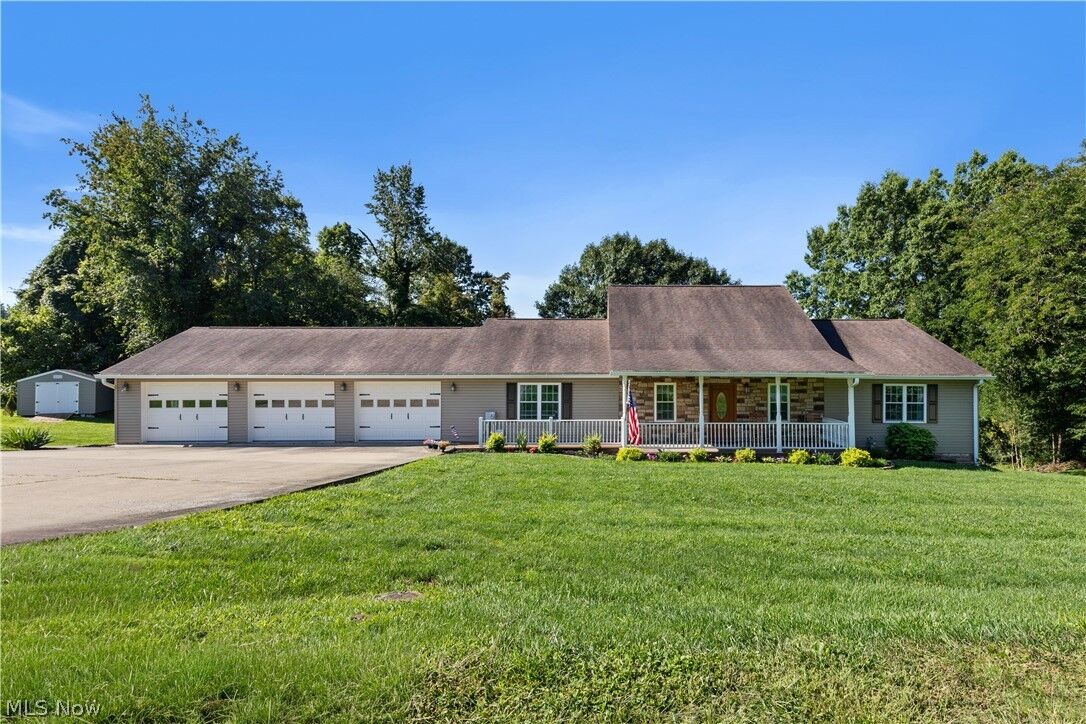 Property Photo: 35210 Kirkwood Avenue OH 43713