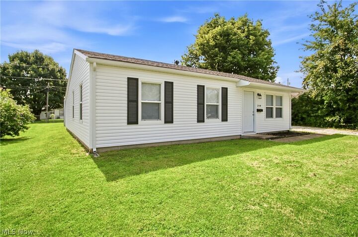 Property Photo: 219 Concord Avenue OH 43056