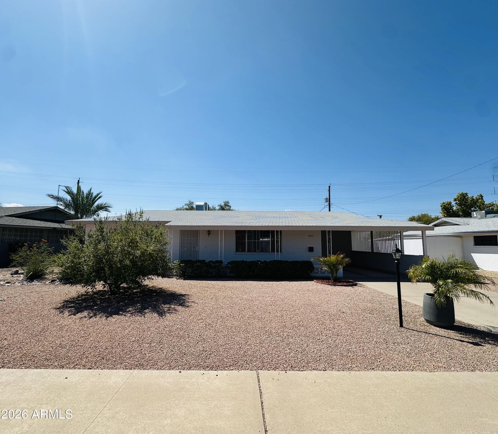 Property Photo: 5737 E Cicero Street AZ 85205