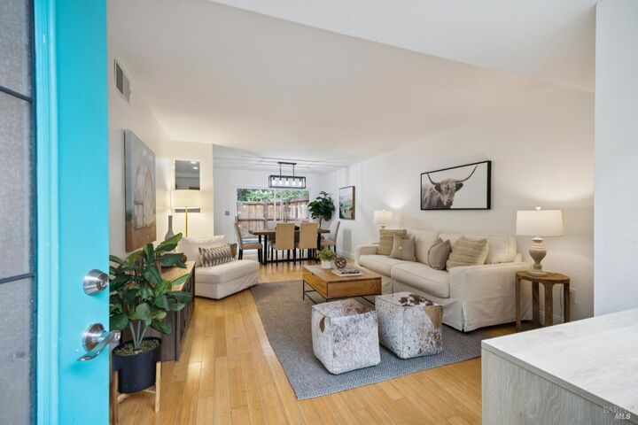 Property Photo: 54 Grande Paseo CA 94903