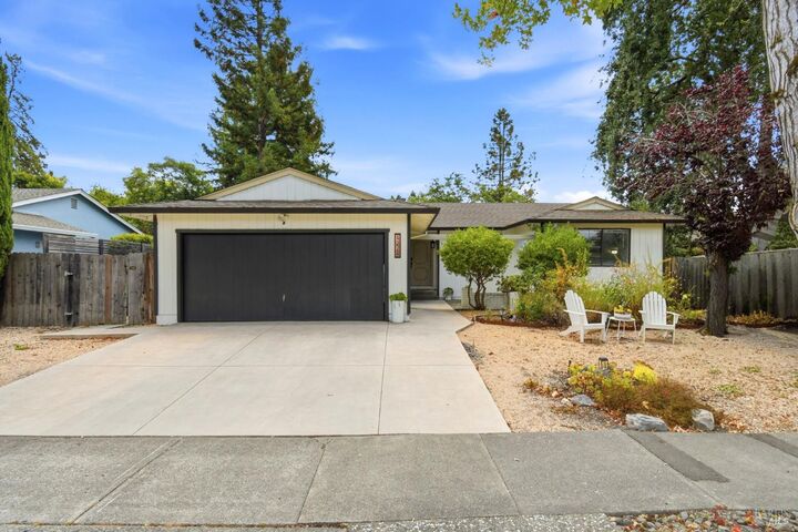 Property Photo: 4224 Brookshire Circle CA 95405