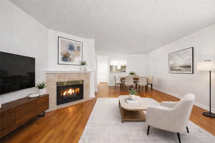 Property Photo: 3428 Adanac Street 15 BC V5K 5H5