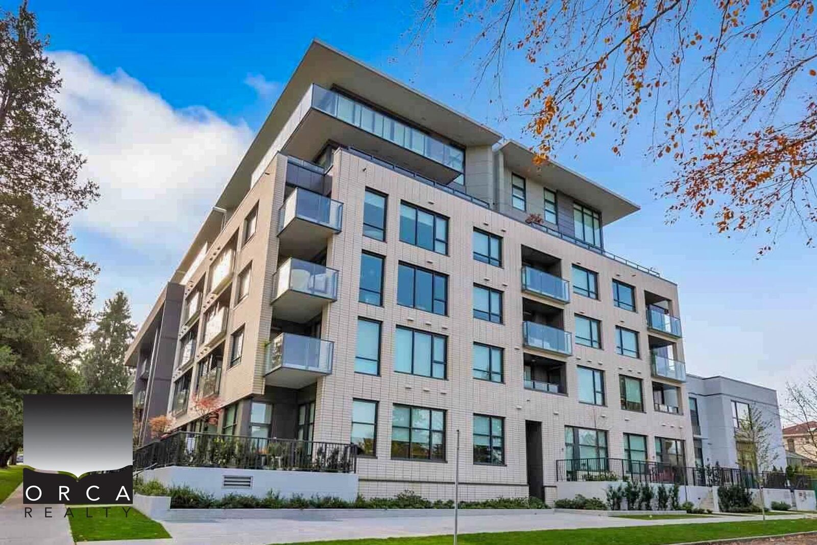 Property Photo:  4427 Cambie Street 509  BC V5Z 2Y8 