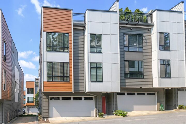 Property Photo: 16433 19 Avenue 151 BC V4A 9M5