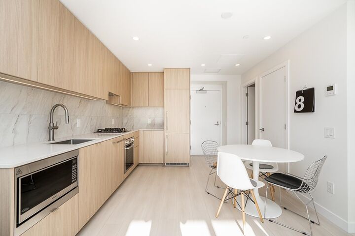 Property Photo:  626 Claremont Street 1603  BC V3J 0T1 