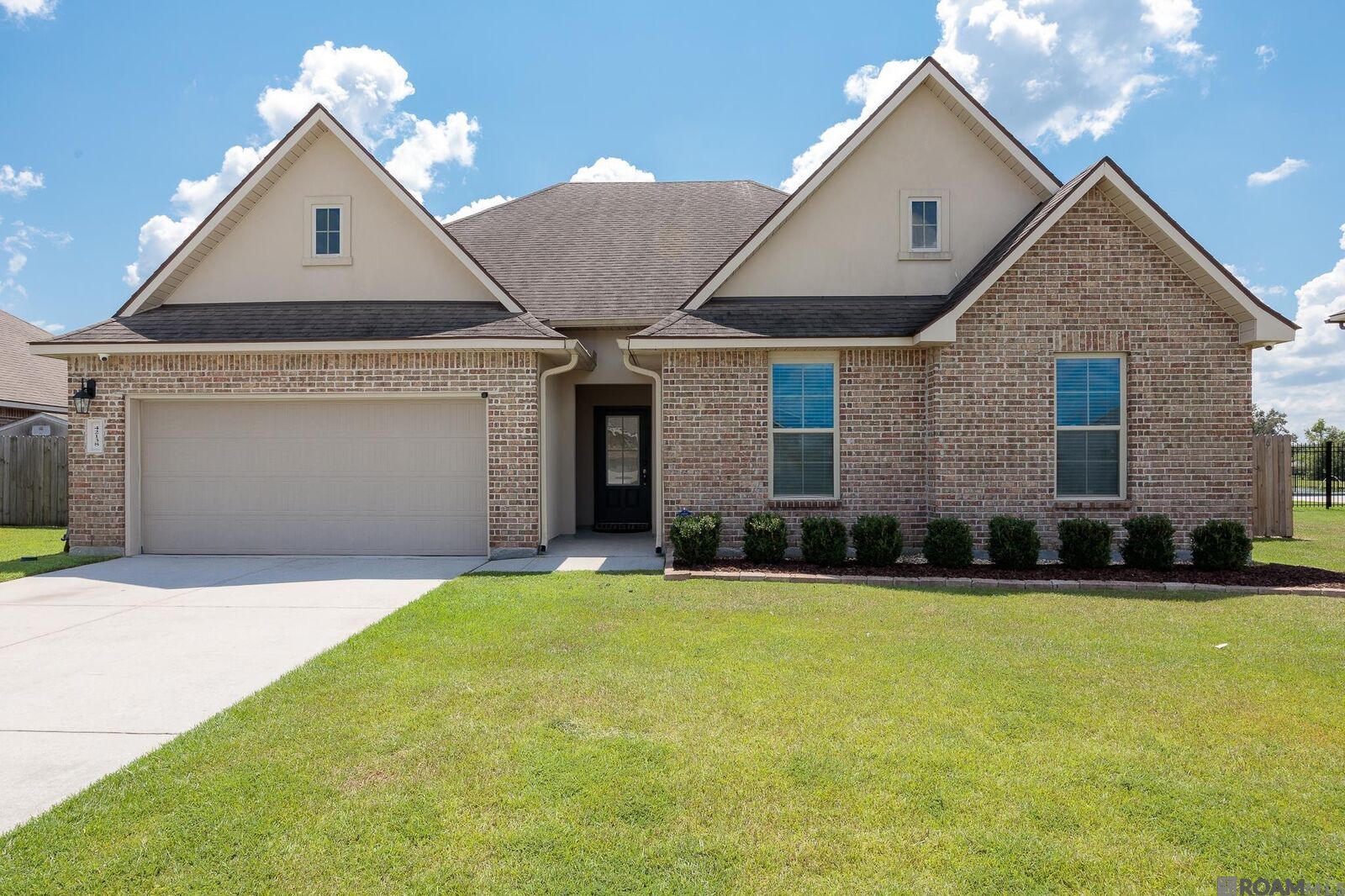 Property Photo: 42138 Eagles View Ln LA 70769