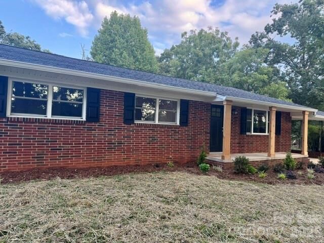 Property Photo: 1911 Wall Street NC 28655