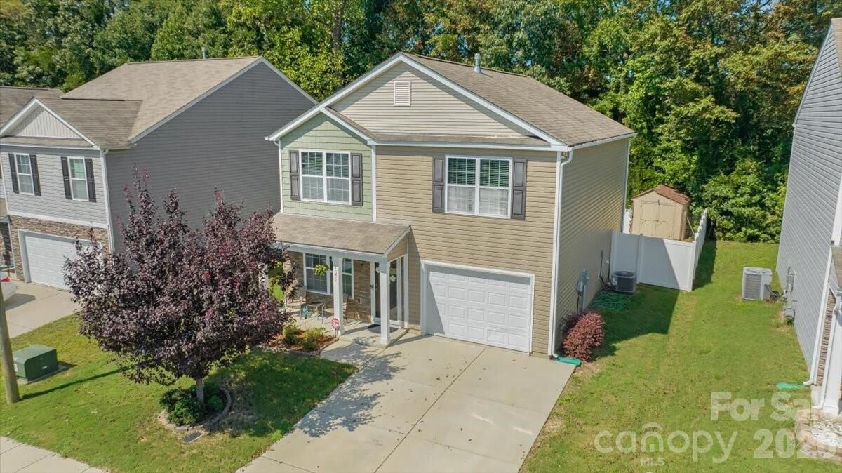 Property Photo: 1057 Bolivia Drive NC 28054