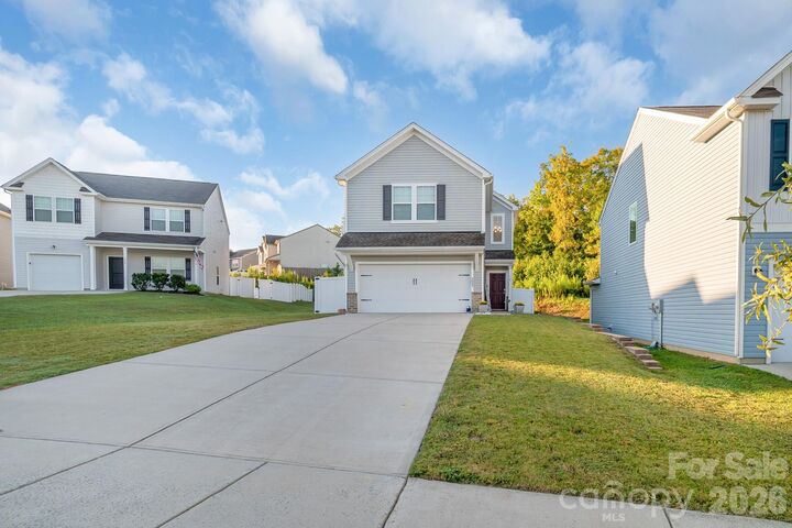 Property Photo:  525 Newfound Hollow Drive  NC 28214 