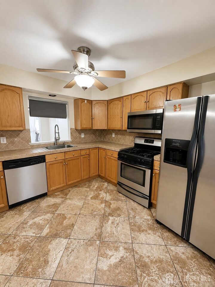 Property Photo:  410 Johnstone Street  NJ 08861 